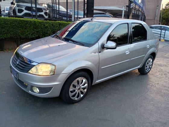 RENAULT LOGAN 1.0 EXPRESSION 16V FLEX 4P MANUAL RENAULT LOGAN 1.0 EXPRESSION 16V FLEX 4P MANUAL